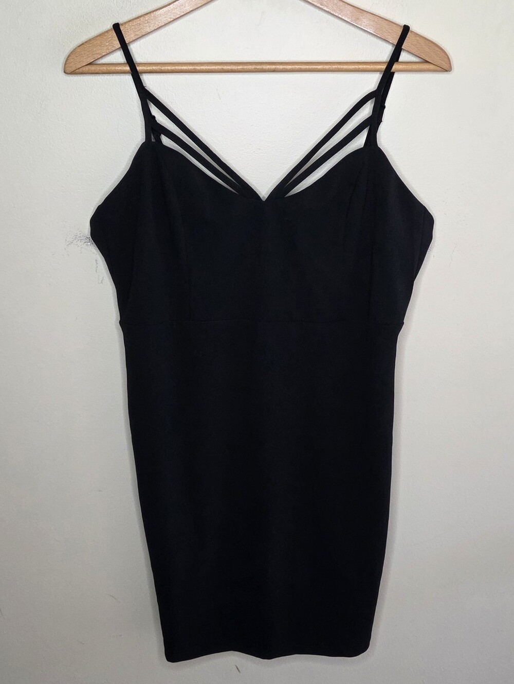 Lulus Black Strappy V-neck Bodycon Mini Dress Size XL
